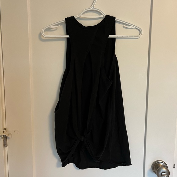 Lululemon Tank (size 4) - Picture 3 of 3